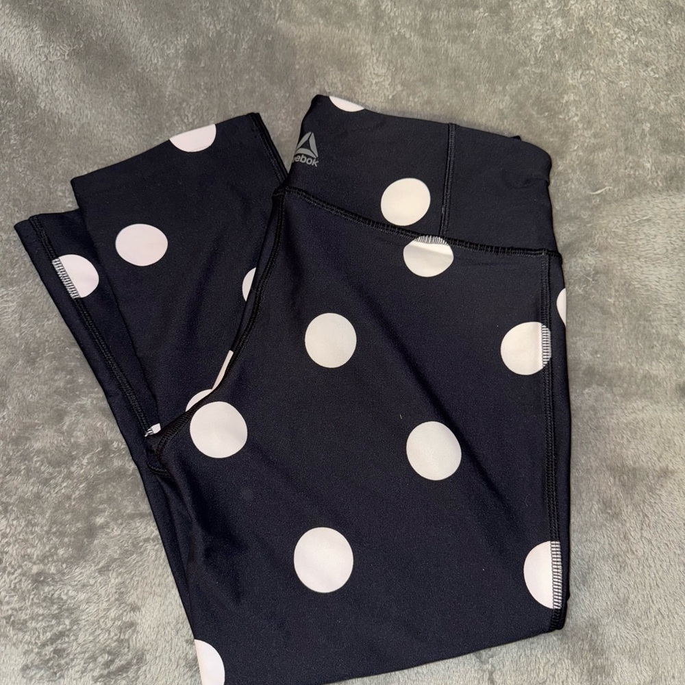 Reebok Black Polka Dot Cropped Activewear Pants